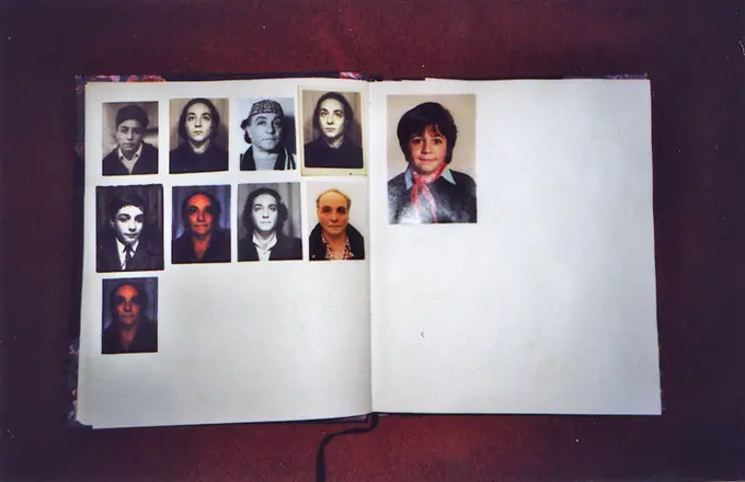 Autodispersée, photographie 44 sur 98
